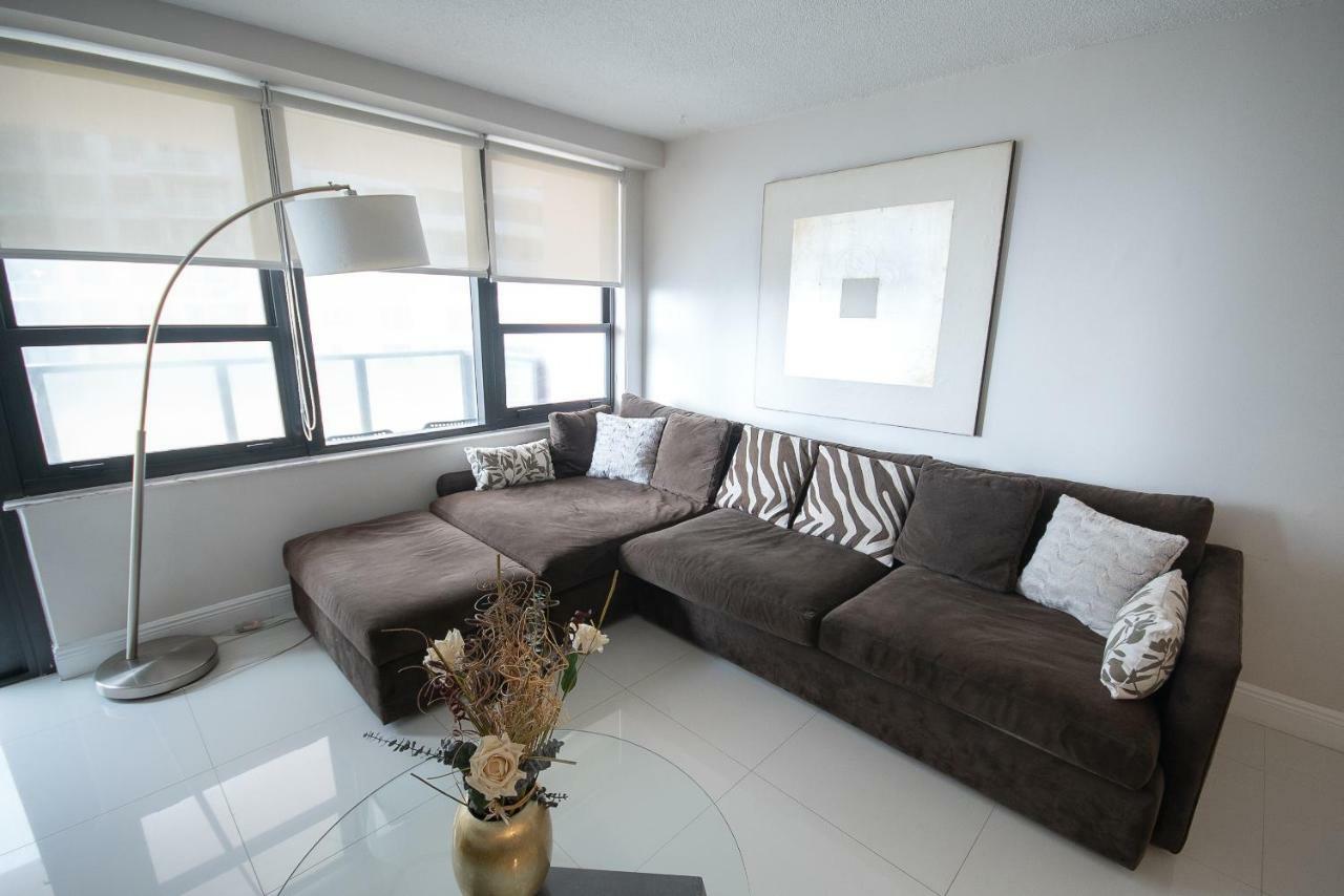 OCEANFRONT APARTMENTS AT THE ALEXANDER MIAMI BEACH